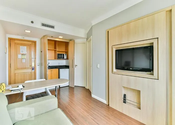 Flat 4 Estrelas Pinheiros